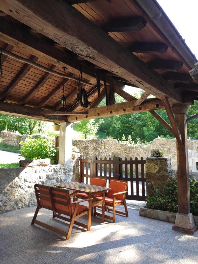 Apartamentos Rurales La Caviana Onís 外观 照片